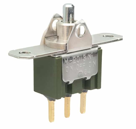MN13TNG03.jpg